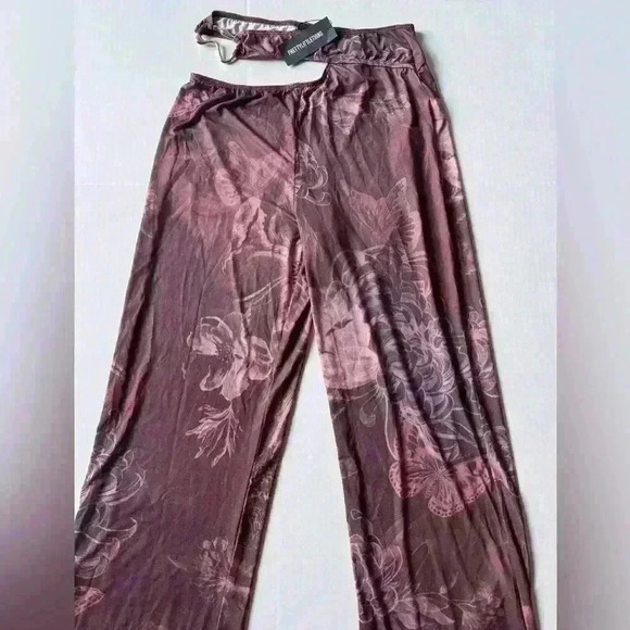 PrettyLittleThings Women’s Floral Slinky Cut Out Wide Leg Pants Size 8‎ - Picture 3 of 9
